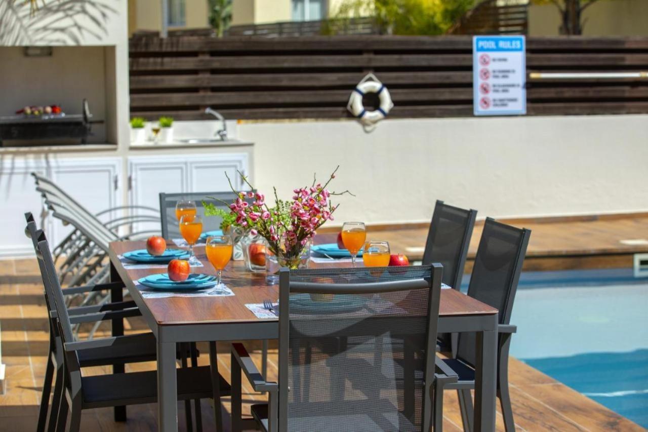 Tsokkos Family Villa - Pool Garden Walk To Beach 프로타라스 외부 사진